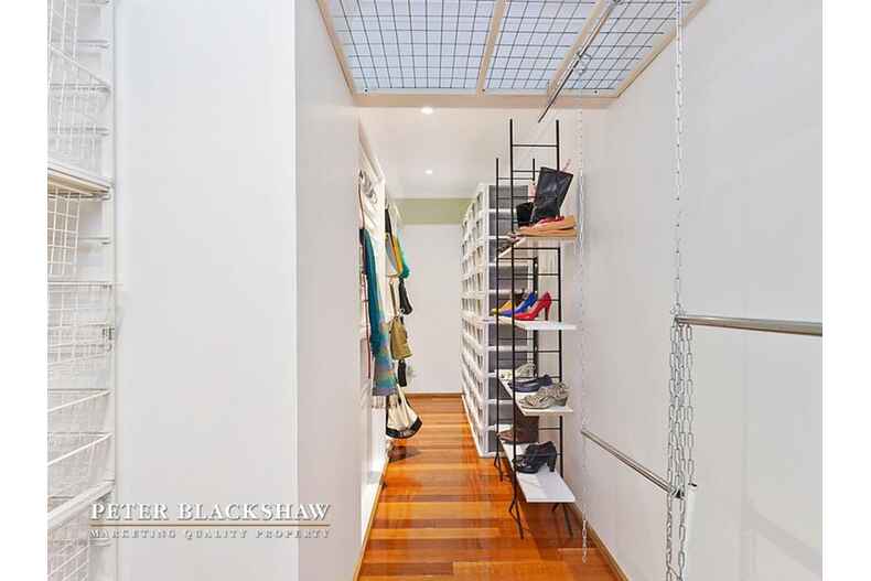 10 Freney Place Florey 10 Freney Place Florey