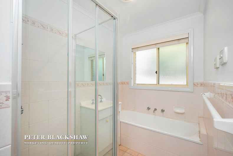 12B Hickenbotham Street Gordon 12B Hickenbotham Street Gordon