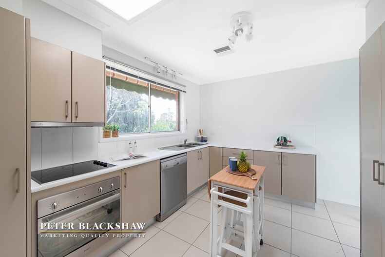 17 Kinleyside Crescent Weetangera 17 Kinleyside Crescent Weetangera