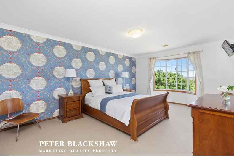 30 Fleetwood-Smith Street Nicholls