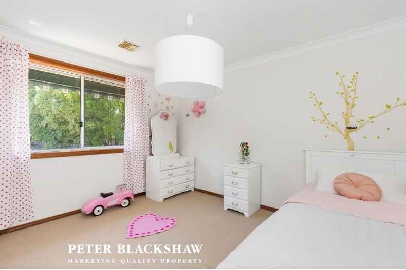 30 Fleetwood-Smith Street Nicholls