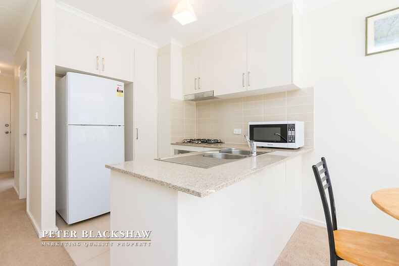 24/20 Clare Burton Crescent Franklin 24/20 Clare Burton Crescent Franklin