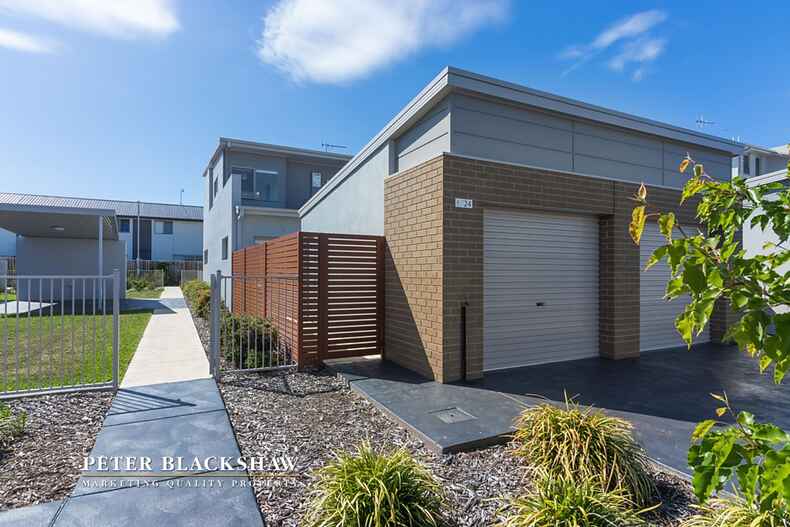 24/20 Clare Burton Crescent Franklin 24/20 Clare Burton Crescent Franklin