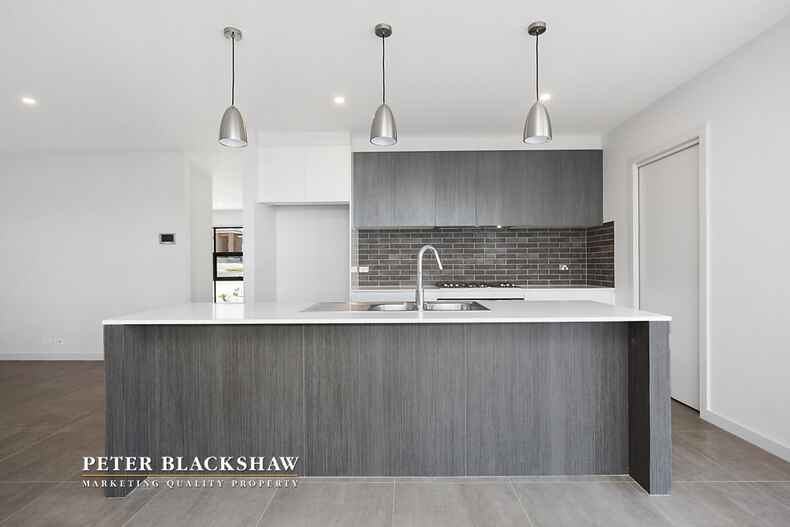 9 Yamma Way Moncrieff 9 Yamma Way Moncrieff