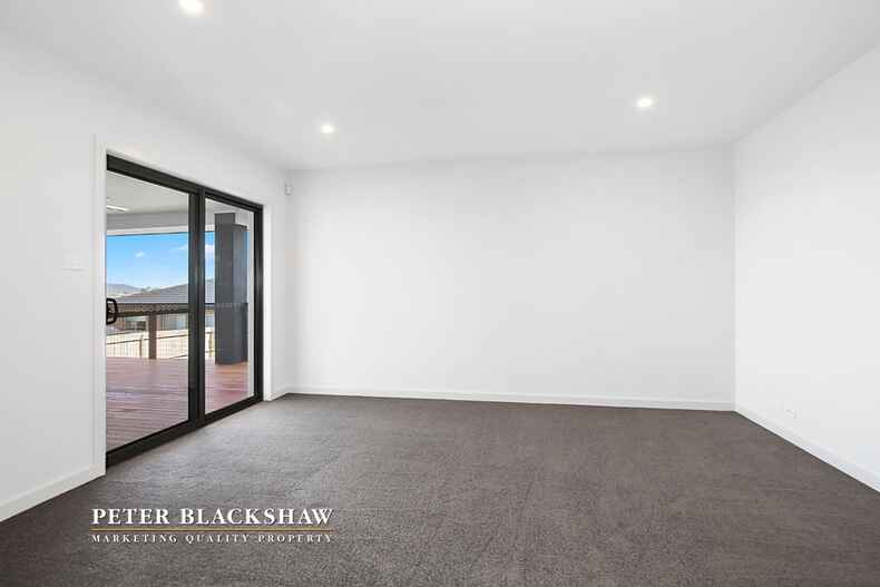 9 Yamma Way Moncrieff 9 Yamma Way Moncrieff