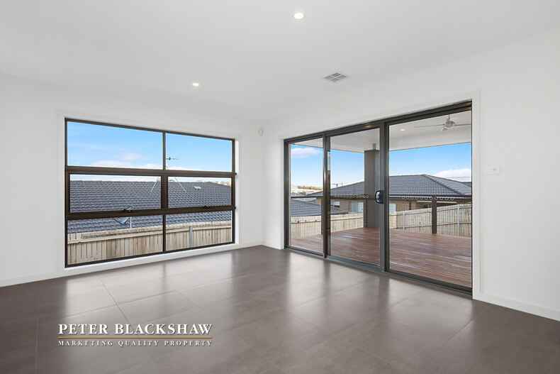 9 Yamma Way Moncrieff 9 Yamma Way Moncrieff