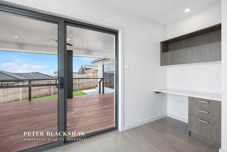 9 Yamma Way Moncrieff 9 Yamma Way Moncrieff