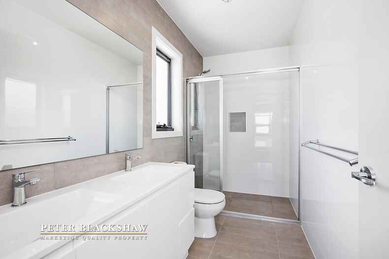 9 Yamma Way Moncrieff 9 Yamma Way Moncrieff