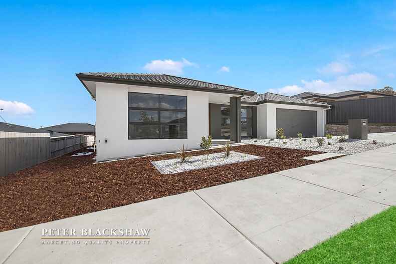 9 Yamma Way Moncrieff 9 Yamma Way Moncrieff