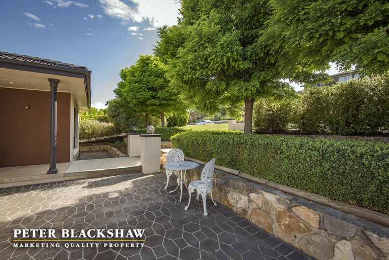 104 Jackie Howe Crescent Macarthur 104 Jackie Howe Crescent Macarthur