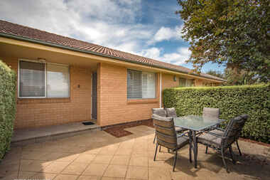 2/25 Thurralilly Street Queanbeyan East