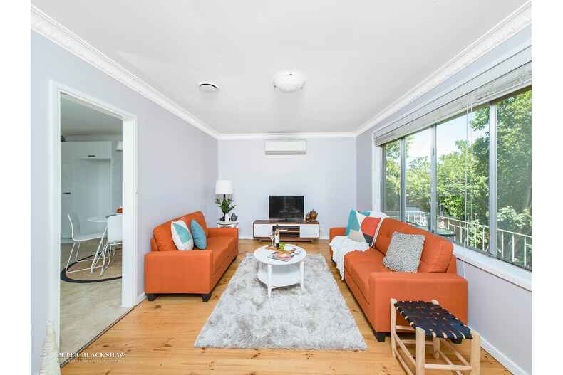 57 Early Street Crestwood