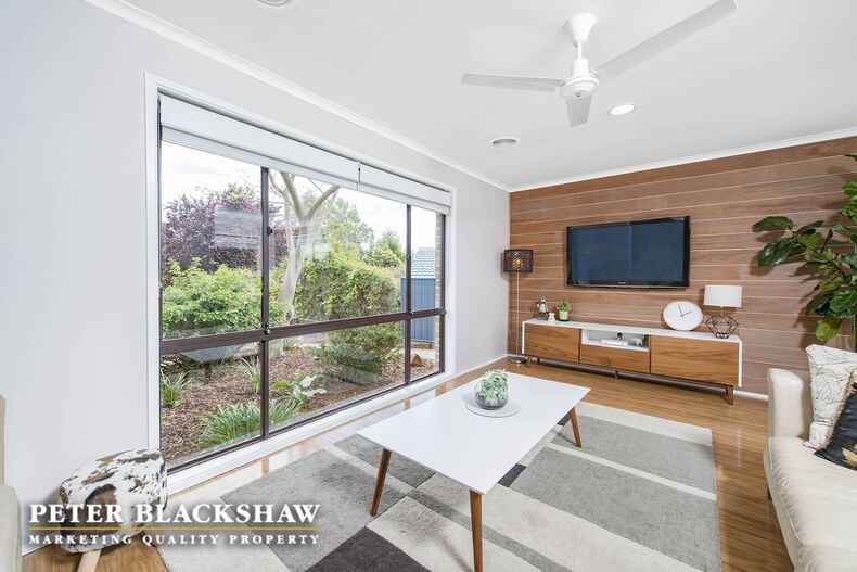 Lot 12/70 Rosman Circuit Gilmore