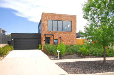 Lot 8/10 Lacewing Street Wright