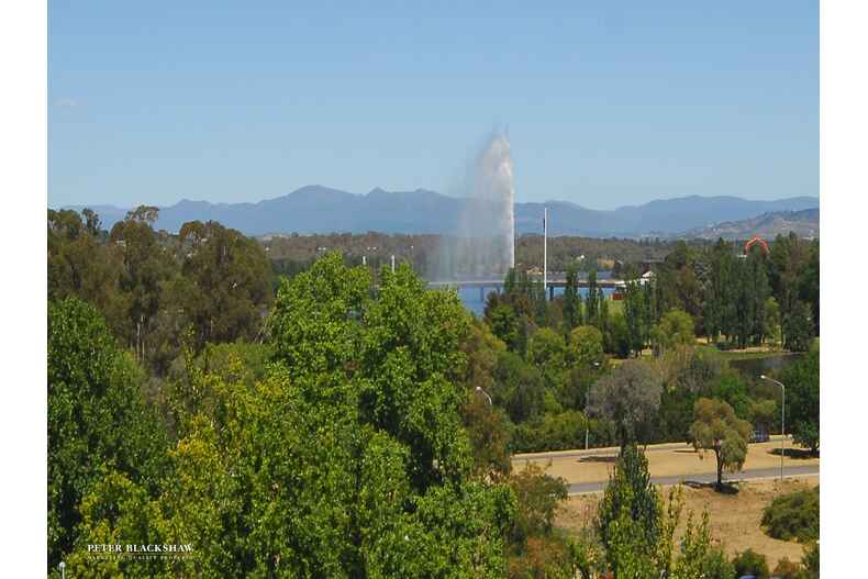 Lot 9/75/43 Constitution Avenue Reid