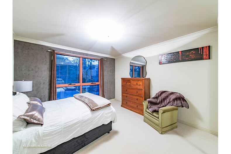 8 Regent Drive Queanbeyan East 8 Regent Drive Queanbeyan East