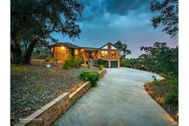 8 Regent Drive Queanbeyan East 8 Regent Drive Queanbeyan East