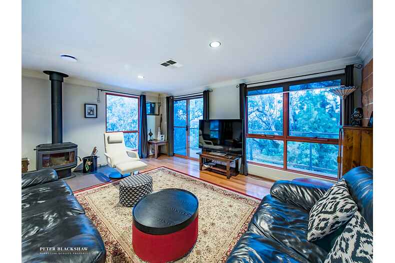 8 Regent Drive Queanbeyan East 8 Regent Drive Queanbeyan East