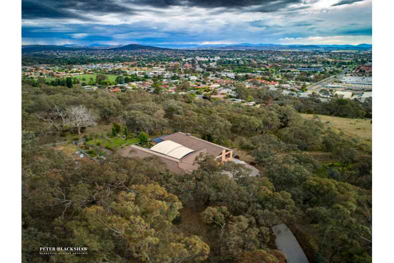 8 Regent Drive Queanbeyan East