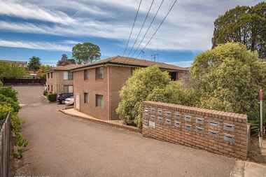 18/90 Collett Street  Queanbeyan