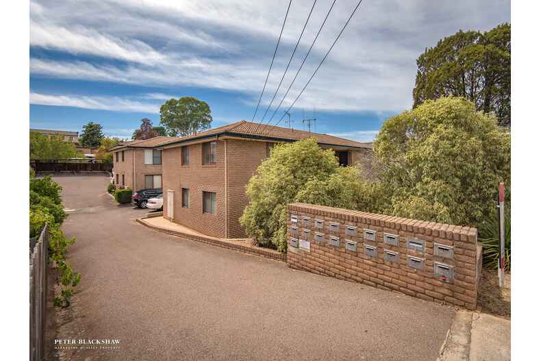 18/90 Collett Street  Queanbeyan