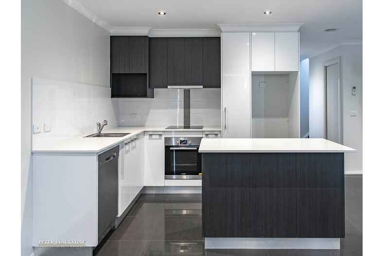 16/29 Muriel Stewart Circuit Bonner 16/29 Muriel Stewart Circuit Bonner