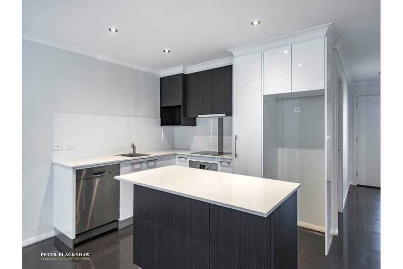 16/29 Muriel Stewart Circuit Bonner 16/29 Muriel Stewart Circuit Bonner