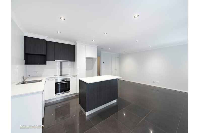 16/29 Muriel Stewart Circuit Bonner 16/29 Muriel Stewart Circuit Bonner