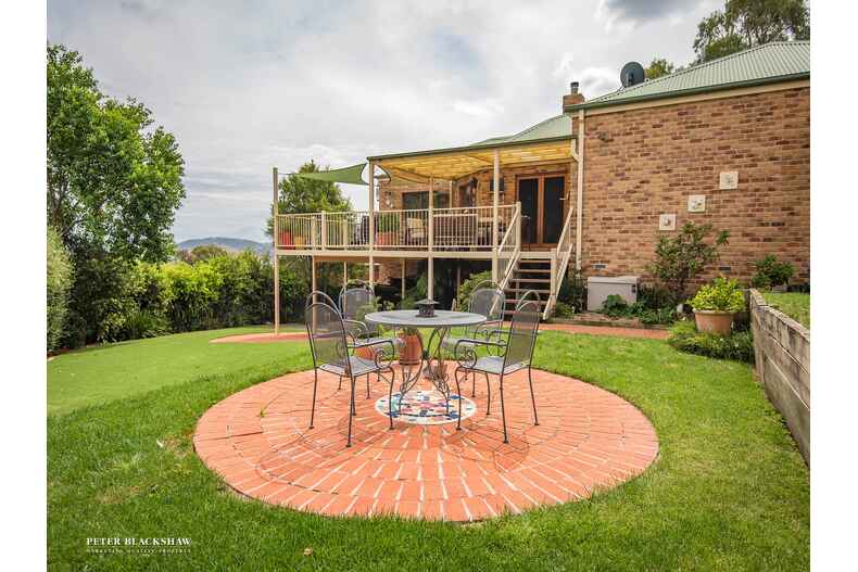 21 Dennis Place Jerrabomberra