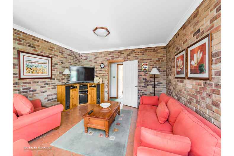 21 Dennis Place Jerrabomberra