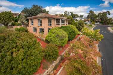 64 Pindari Crescent Karabar