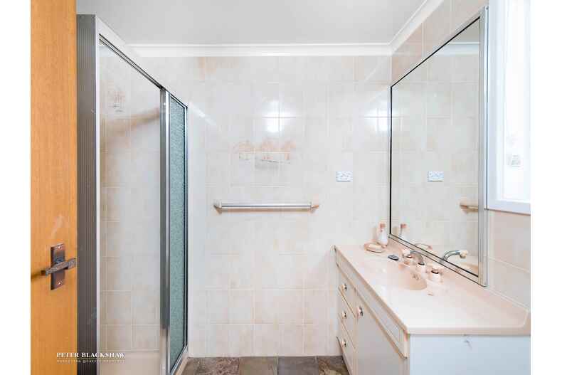 64 Pindari Crescent Karabar