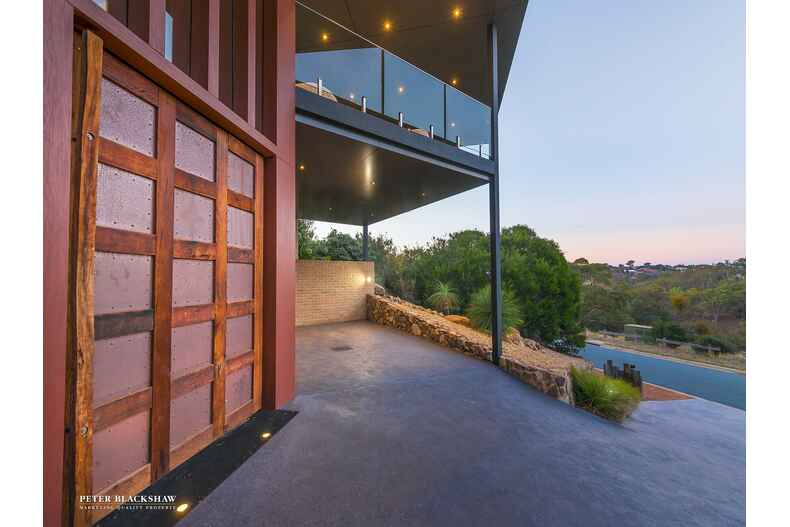 14 Aspen Rise Jerrabomberra