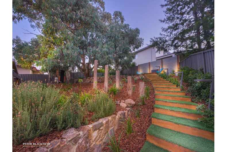 14 Aspen Rise Jerrabomberra