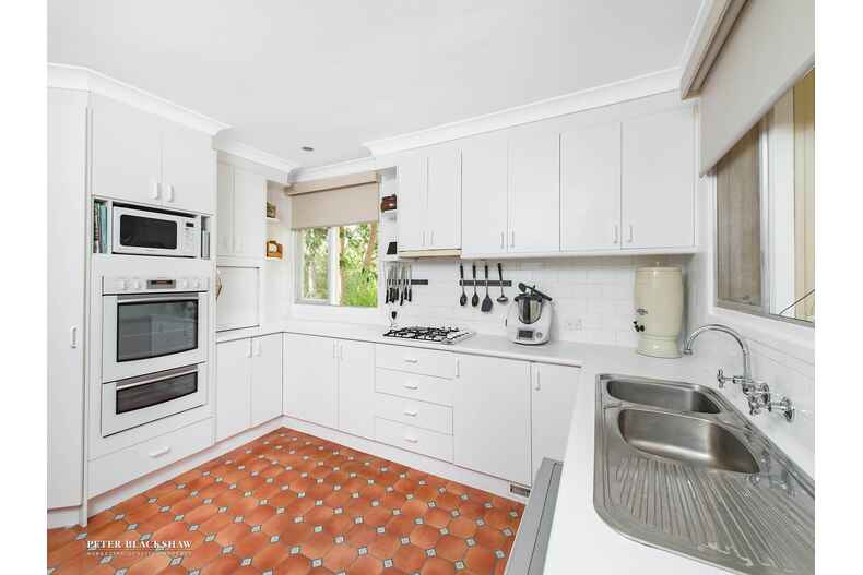 8 Logan Street Narrabundah 8 Logan Street Narrabundah