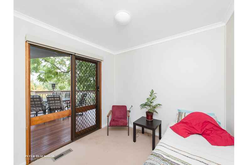 8 Logan Street Narrabundah 8 Logan Street Narrabundah