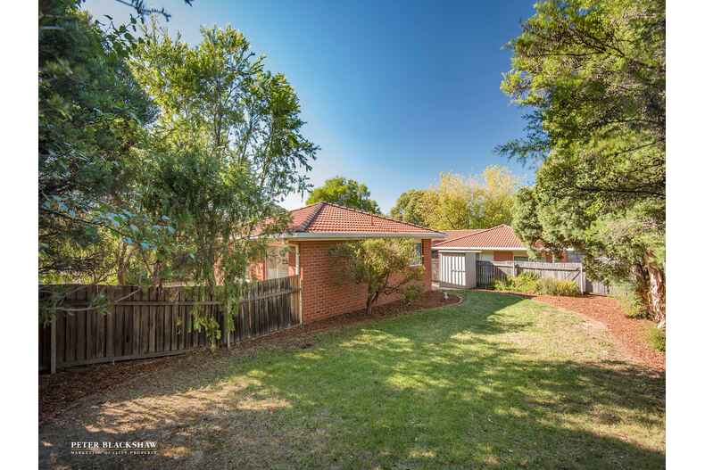 2/6 Woodfull Loop Gordon 2/6 Woodfull Loop Gordon