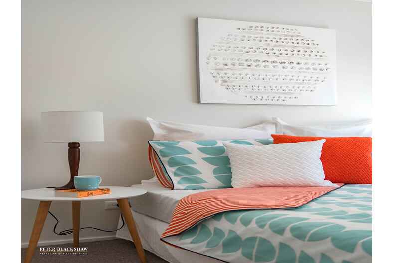 2/6 Woodfull Loop Gordon 2/6 Woodfull Loop Gordon