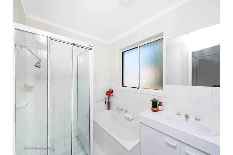 2/6 Woodfull Loop Gordon 2/6 Woodfull Loop Gordon