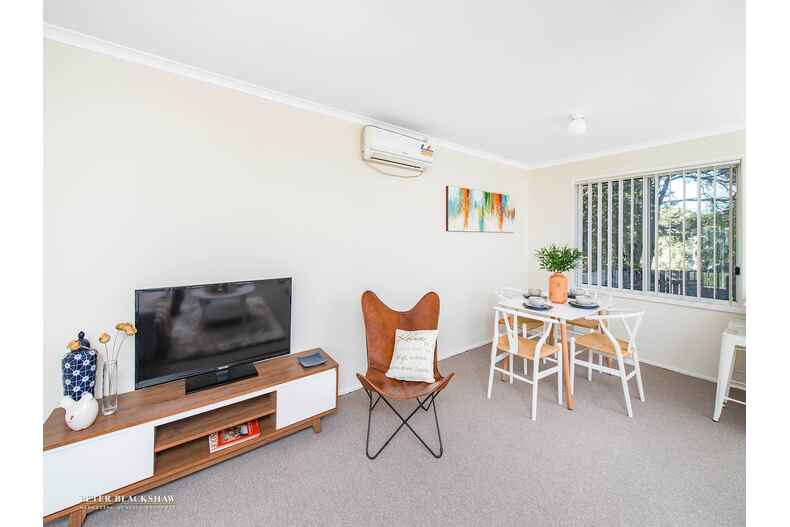 2/6 Woodfull Loop Gordon 2/6 Woodfull Loop Gordon