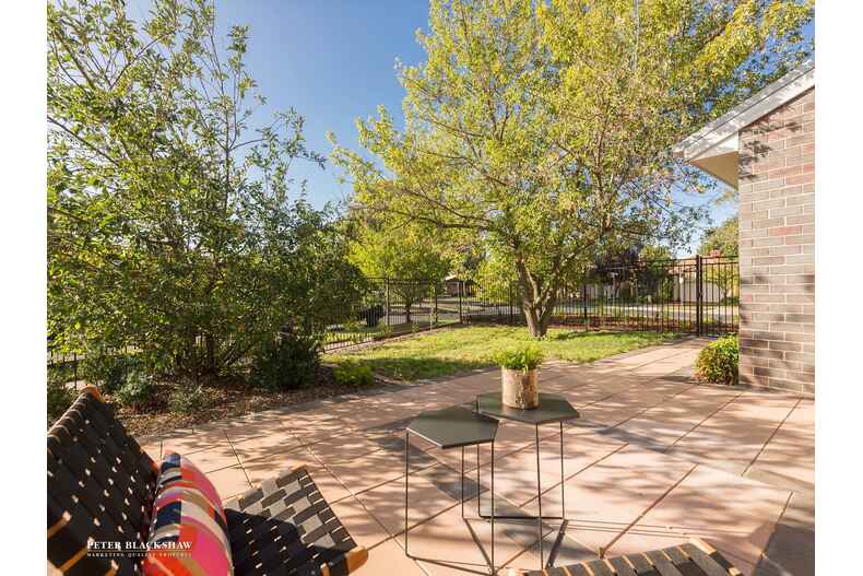 1 Tooma Place Narrabundah