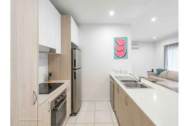 2/9 Stornaway Road Queanbeyan