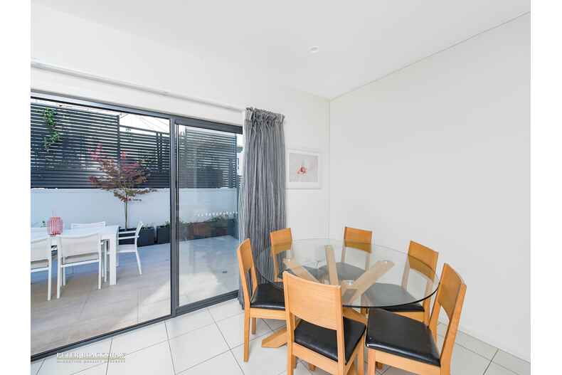 2/9 Stornaway Road Queanbeyan
