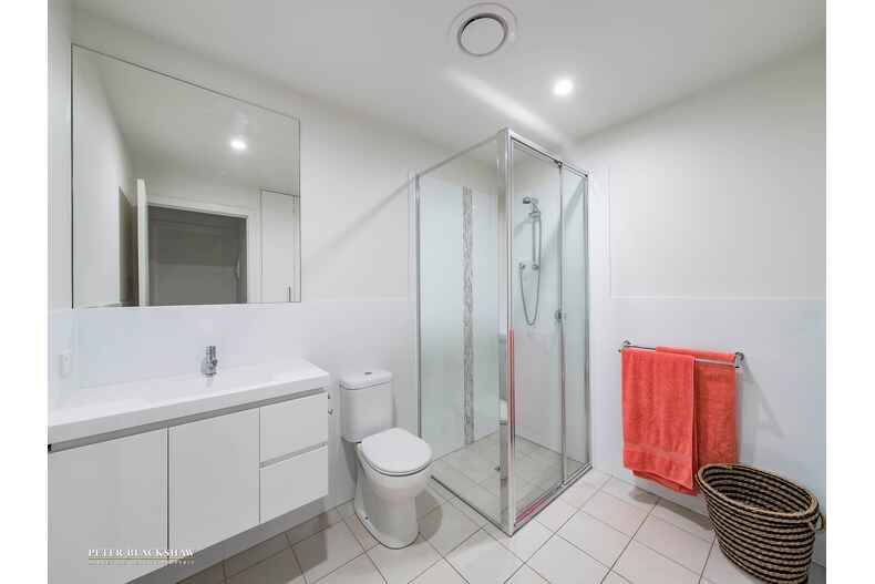 2/9 Stornaway Road Queanbeyan