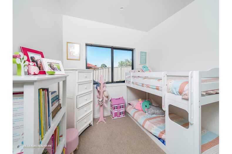 2/9 Stornaway Road Queanbeyan