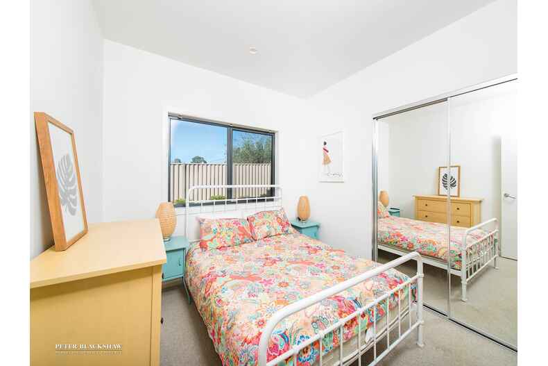 2/9 Stornaway Road Queanbeyan