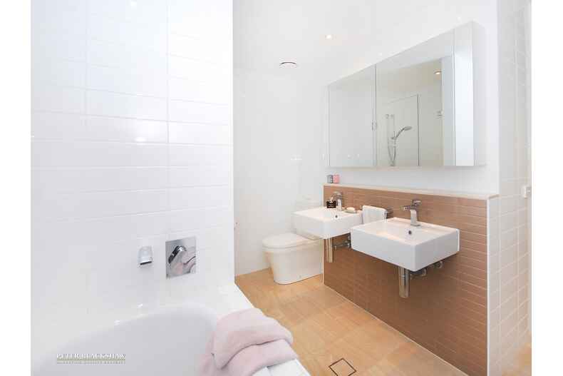 25/20 Eyre Street Kingston 25/20 Eyre Street Kingston