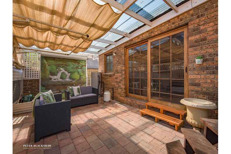 80 Macquoid Street Queanbeyan