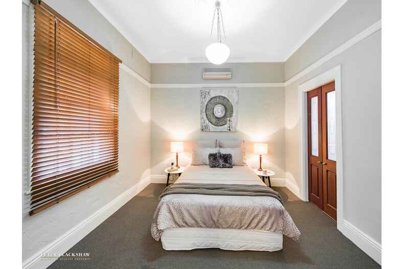 80 Macquoid Street Queanbeyan