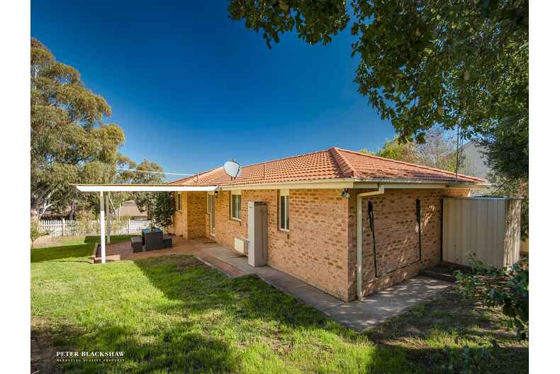 1/100 Gilmore Road  Queanbeyan